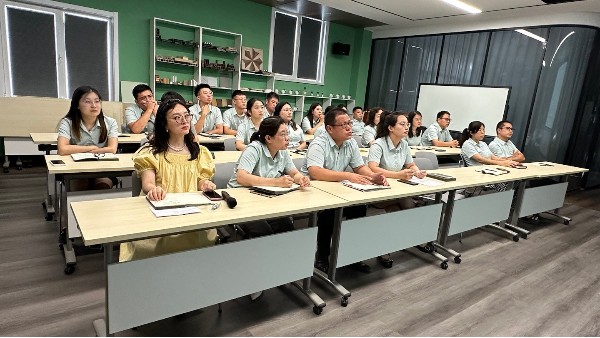 “追求不止，蓄力前行”青島佳百特2023年上半年總結(jié)大會(huì)